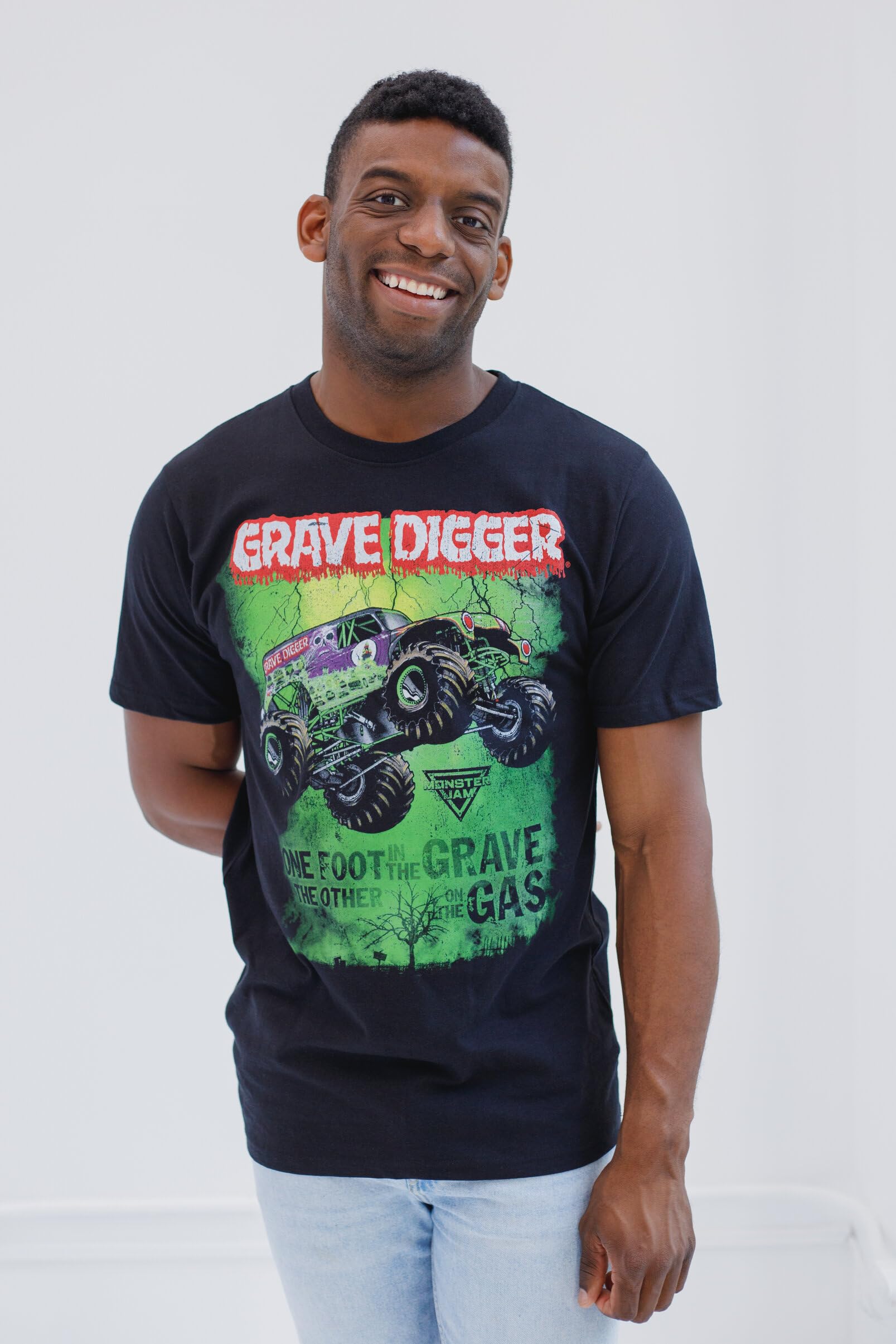 Foto 4 | Camiseta Monster Jam Grave Digger Negra Para Hombre, Talla L - Venta Internacional.