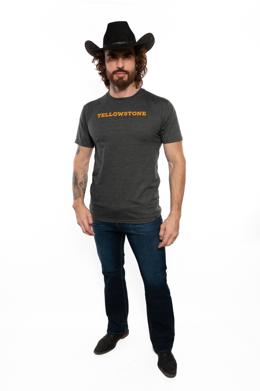 Foto 9 pulgar | Playera Yellowstone Gris Oxford