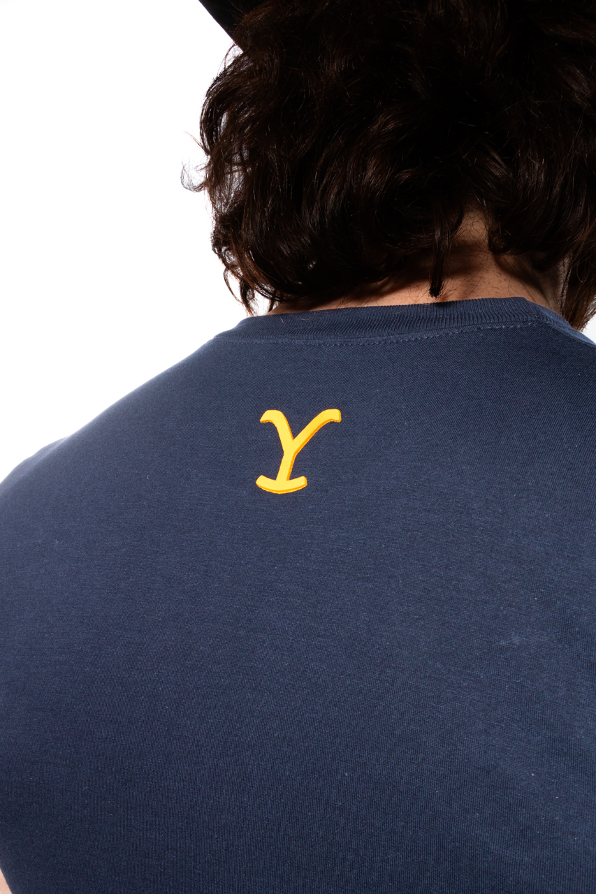 Foto 9 pulgar | Playera Yellowstone Azul Marino