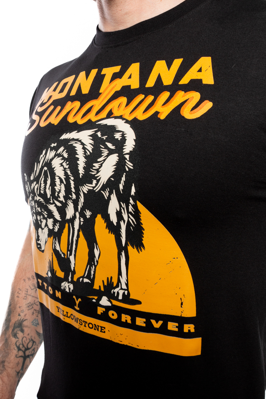 Foto 2 pulgar | Playera Yellowstone Lobo Montana Negra