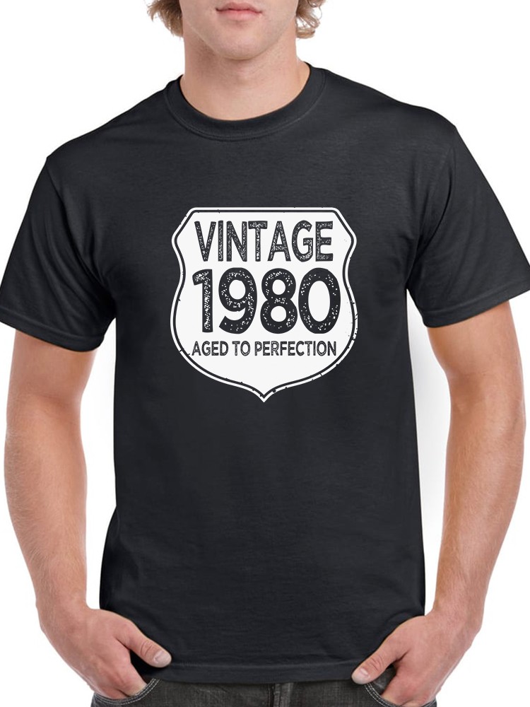 Playera Smartprintsink color Negro para Hombre Vintage 1980 Añejado a la Perfección