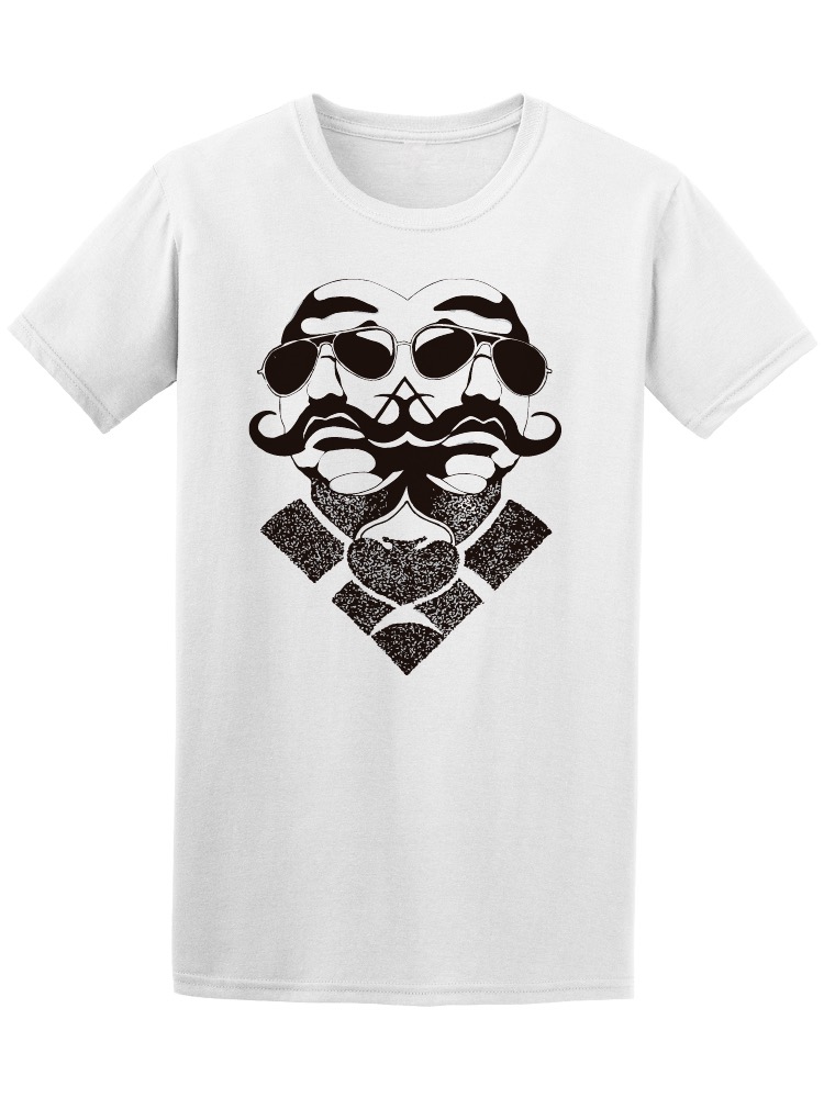 Playera SmartPrintsInk color Blanco para Hombre - Hombre con Bigote y Lentes de Sol