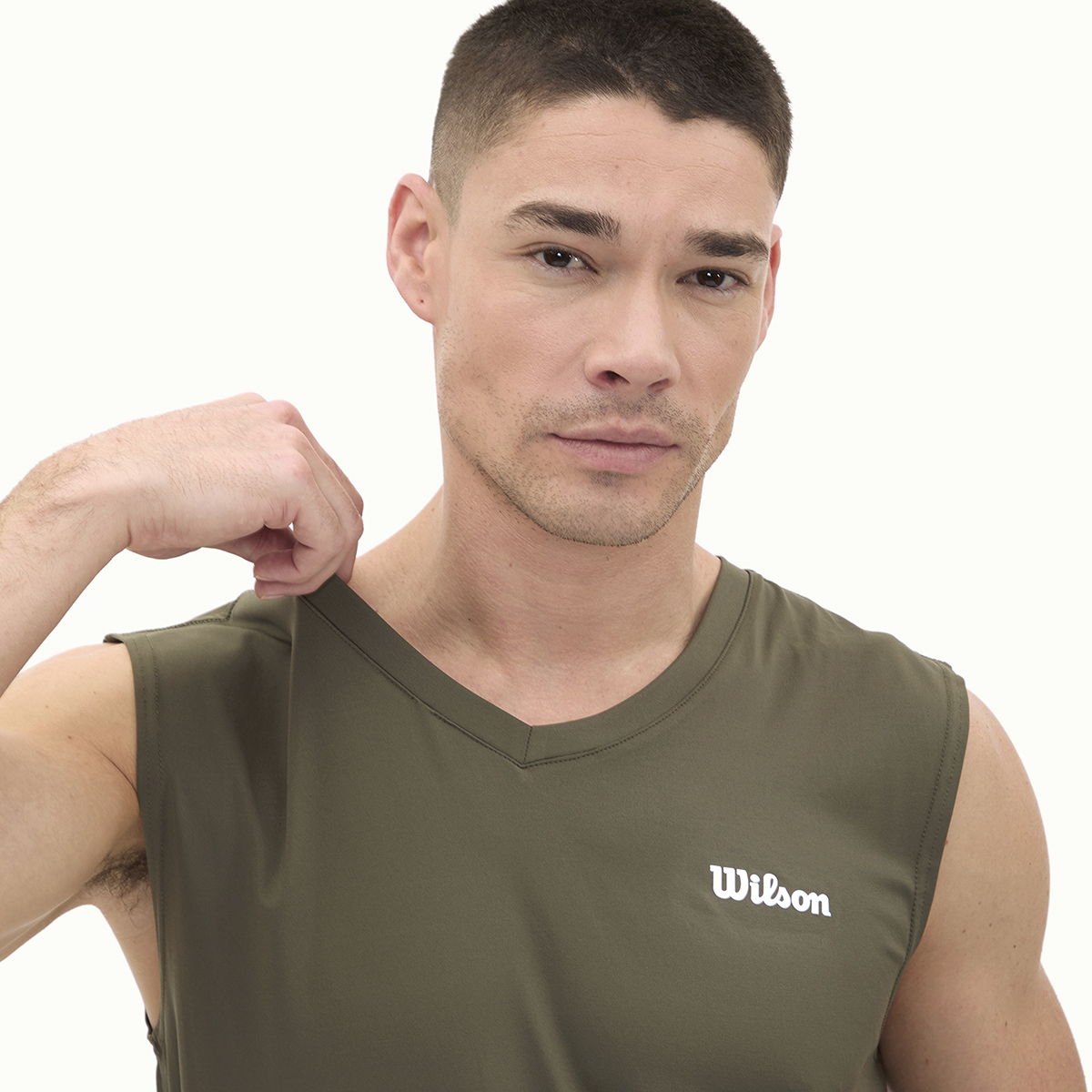 Foto 3 pulgar | Playera Wilson Verde sin Manga Cuello V para Hombre