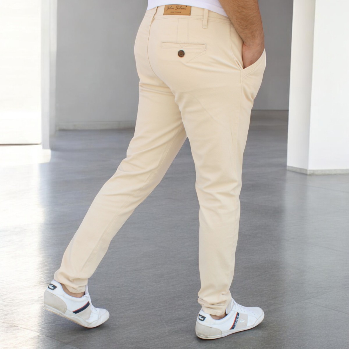 Foto 4 pulgar | Pantalón Skinny De Gabardina Hueso John Silver