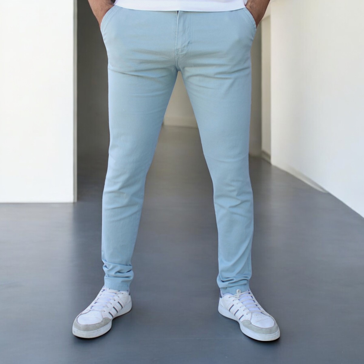 Foto 2 pulgar | Pantalón Skinny De Gabardina Cenizo John Silver