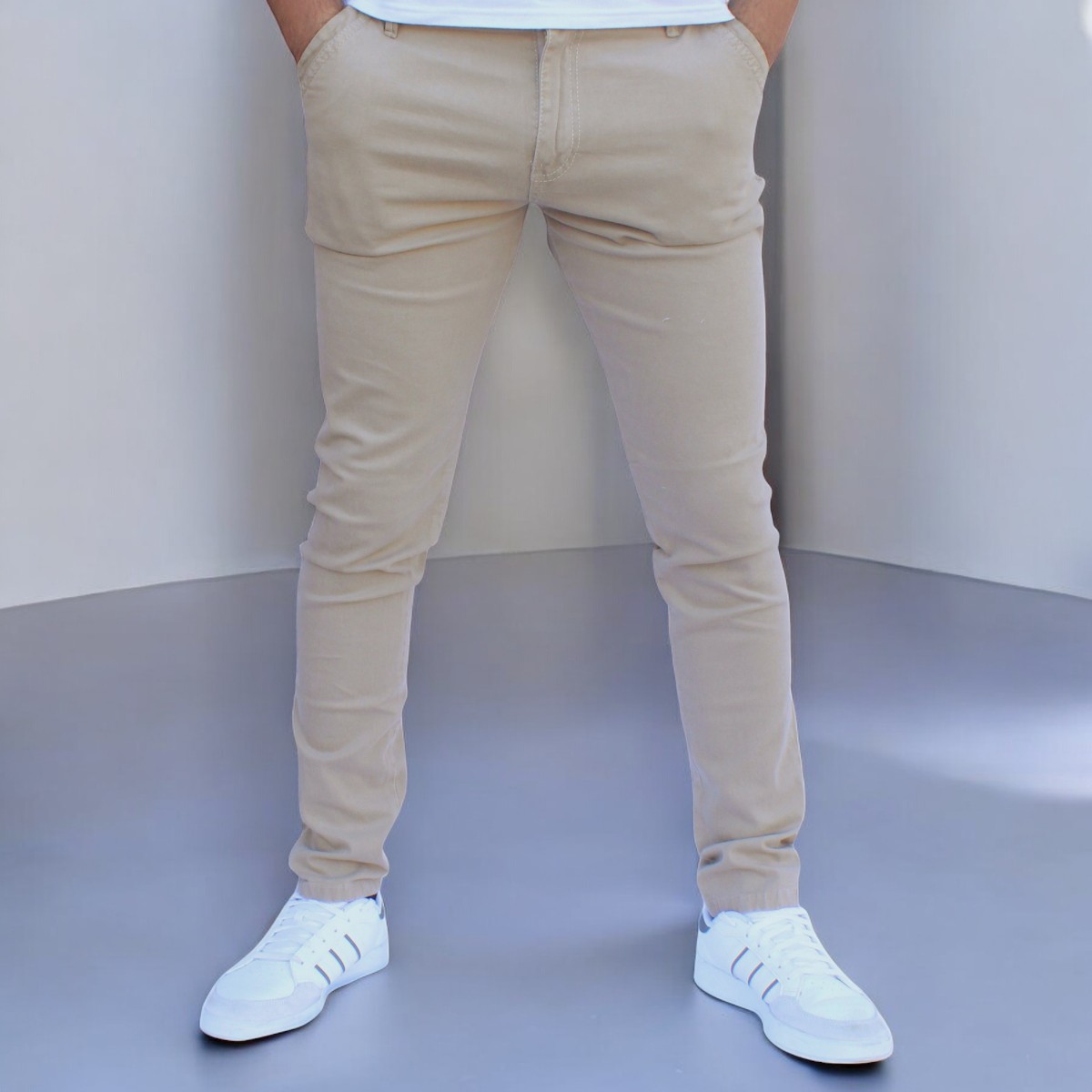 Foto 2 pulgar | Pantalón Skinny De Gabardina Arena John Silver