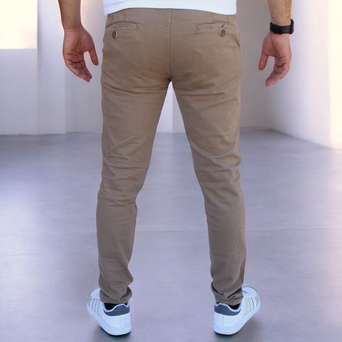 Foto 3 pulgar | Pantalón Skinny De Gabardina Caqui John Silver