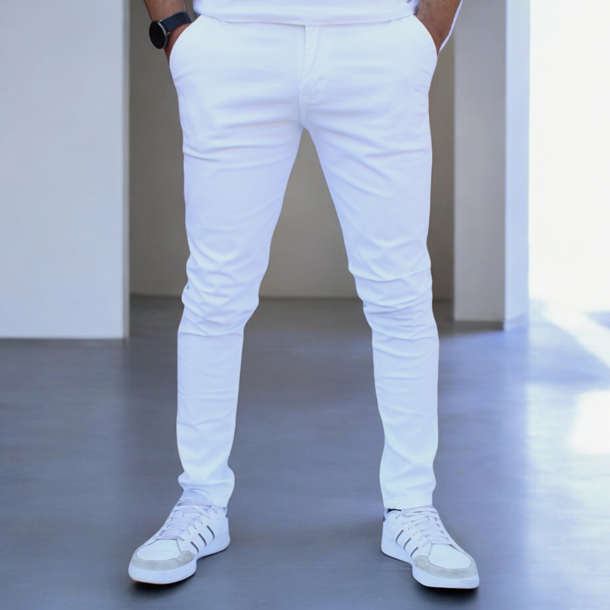 Foto 2 pulgar | Pantalón Skinny De Gabardina Blanco John Silver