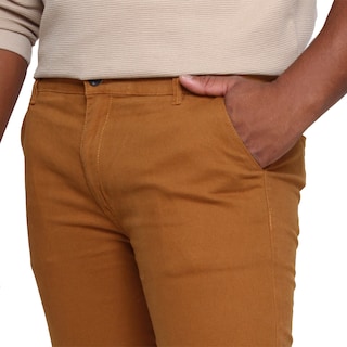 Foto 2 | Pantalón De Hombre Gabardina Skinny Dorado