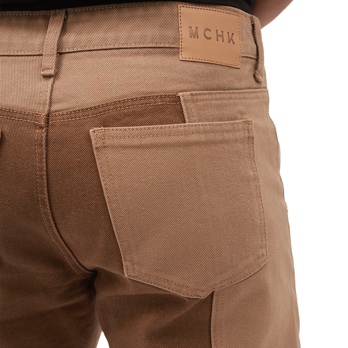 Foto 5 | Jeans De Mezclilla Mchk. Cropped, Diseño Bicolor, Color Tabaco Y Arena. Para Hombre. Modelo 8067