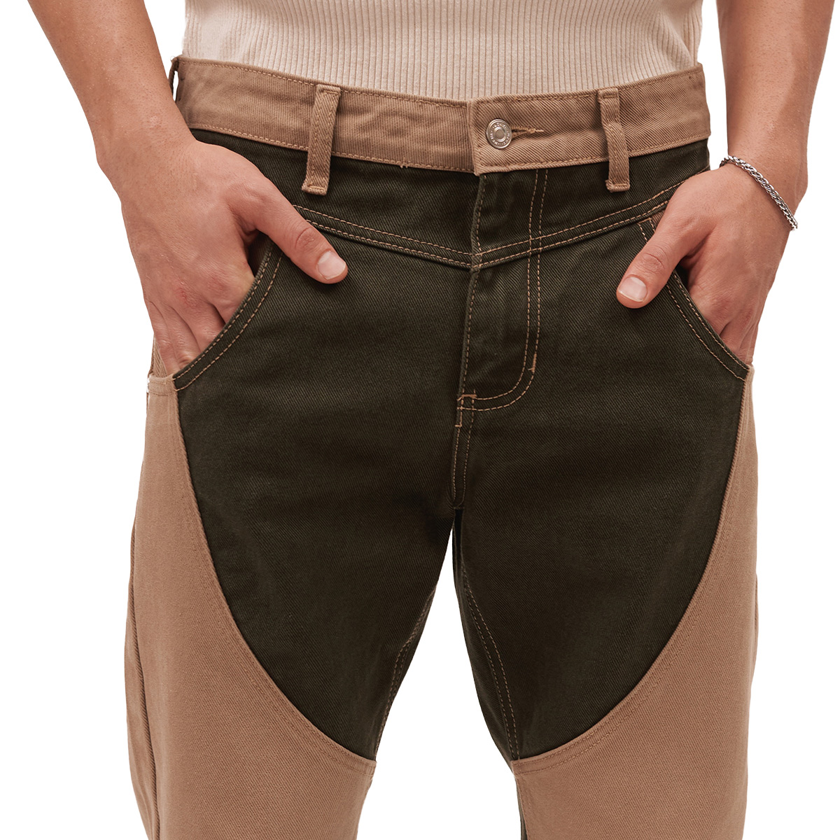Foto 5 pulgar | Jeans De Mezclilla Mchk. Cropped, Diseño Bicolor, Color Militar Y Arena. Para Hombre. Modelo 8068