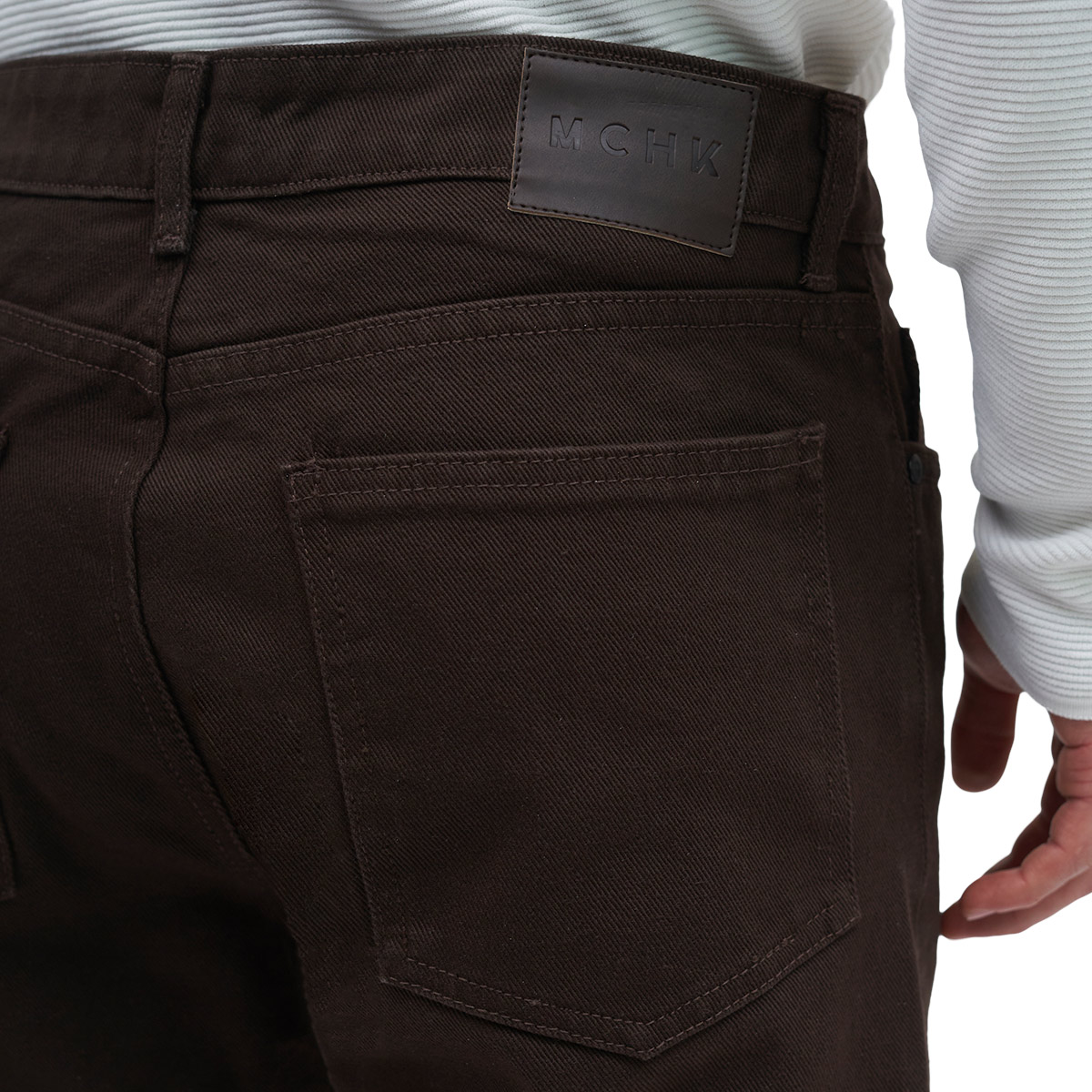 Foto 5 pulgar | Jeans de Mezclilla Mchk Cropped 8071 Cafés para Hombre