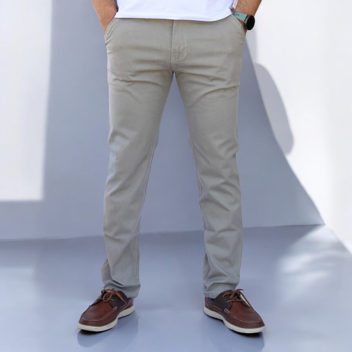 Foto 2 pulgar | Pantalón Slim Fit Gabardina Gris Claro