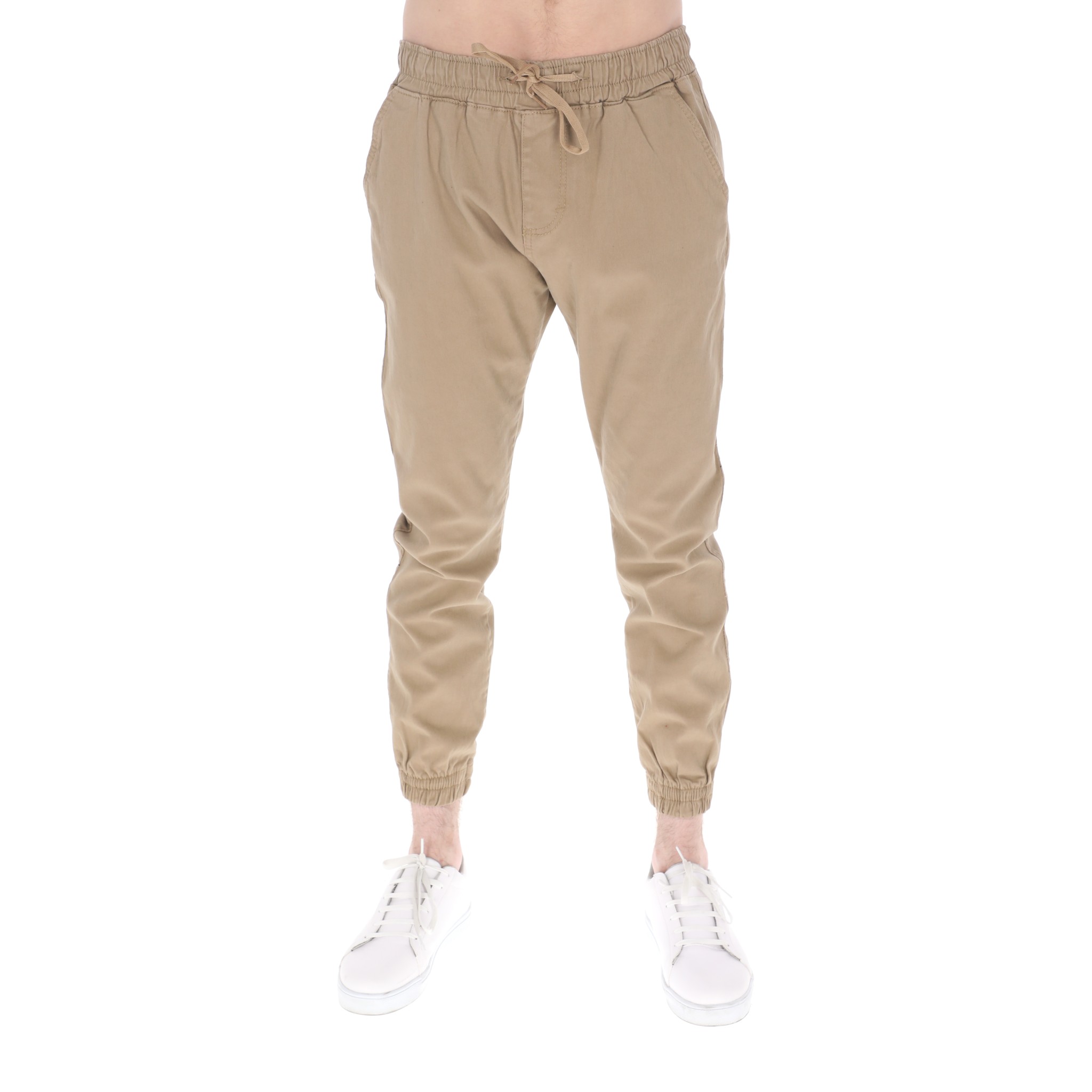 Foto 2 pulgar | Jogger Slim De Gabardina Para Hombre Color Beige Chb Chili Beans Clothing Co.