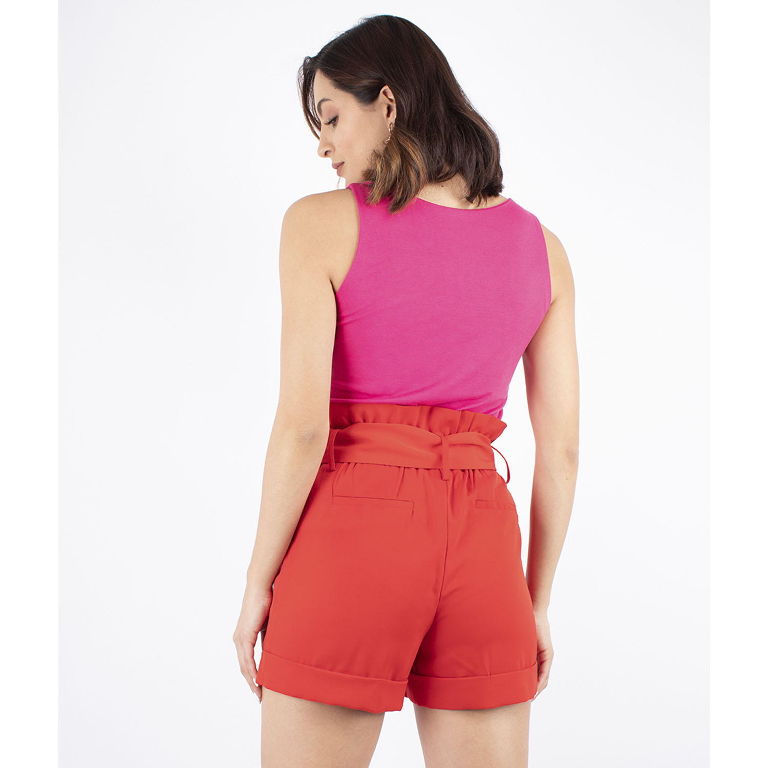 Foto 4 pulgar | Short Amad con Cinto SS23-S01-RJ-S color Rojo