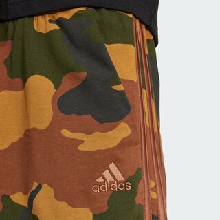 Foto 7 | Shorts Seasonal Essentials Camouflage Adidas Café Hombre
