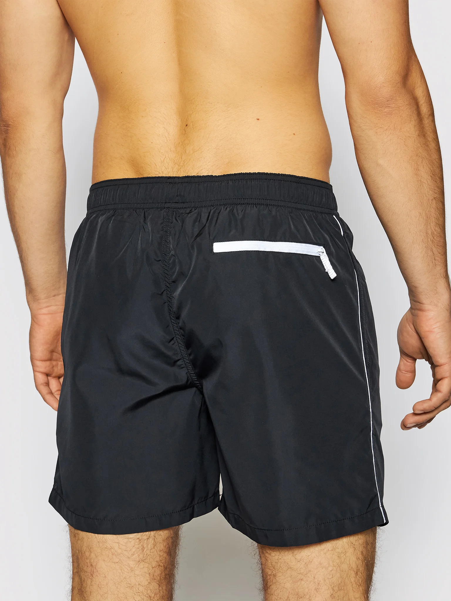 Foto 2 | Traje De Baño Short Armani Exchange Negro Para Playa Hombre - Original