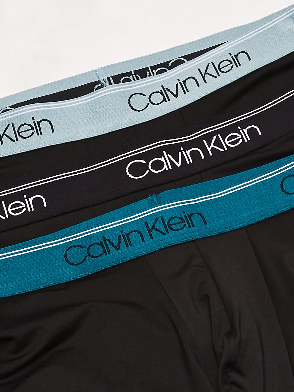 Foto 3 pulgar | Bóxer Calvin Klein Microelásticos Paquete de 3 para Hombre - Venta Internacional