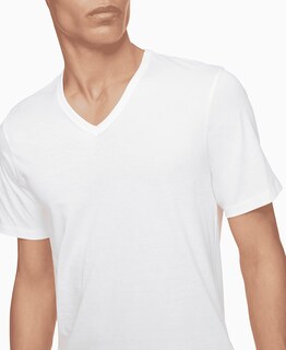 Foto 4 | Camiseta Calvin Klein de Algodón Clásica Corte Ajustado Cuello en V para Hombre - Venta Internacional