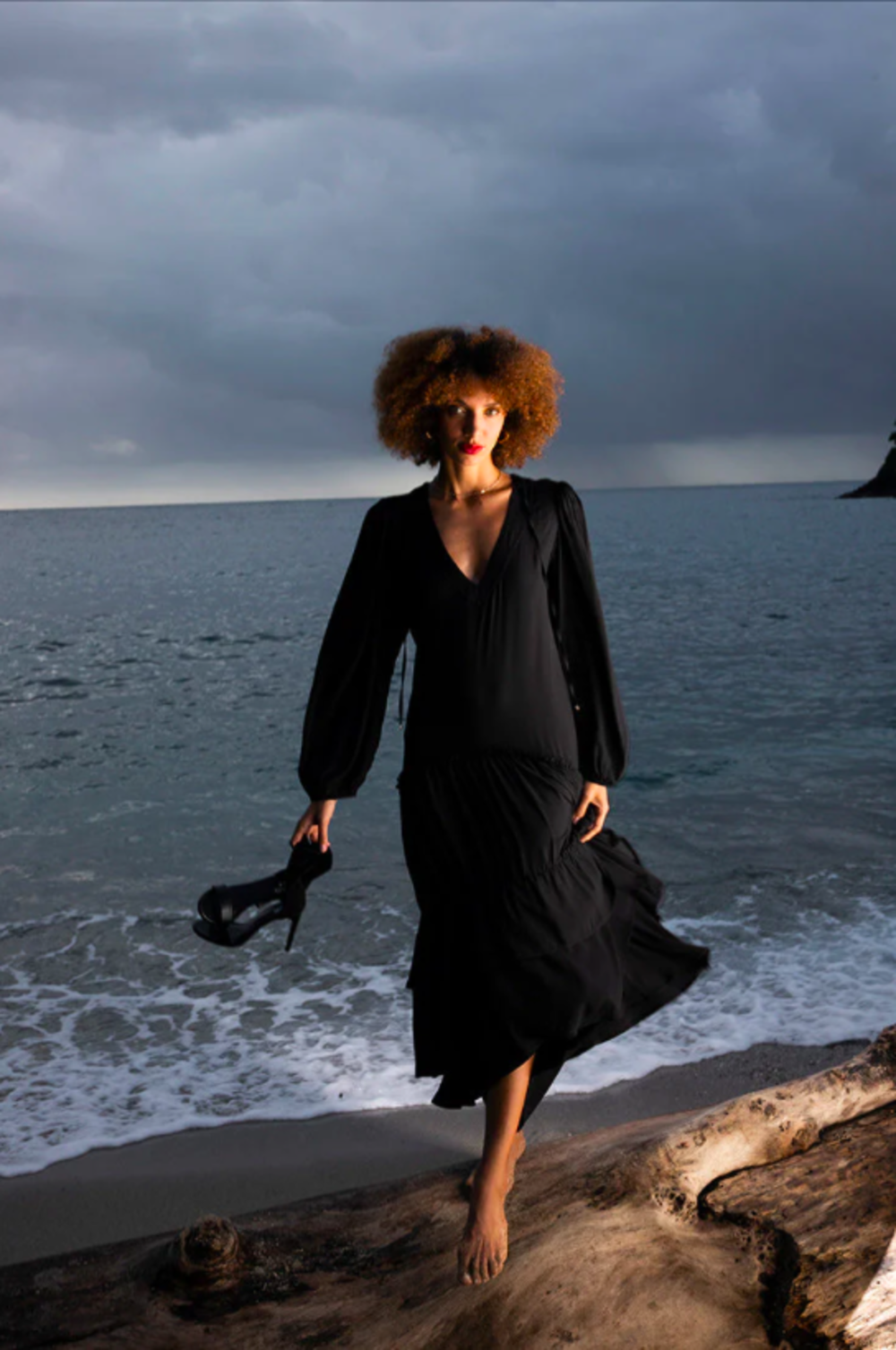 Foto 5 | Vestido Negro Largo Manga Larga Touche