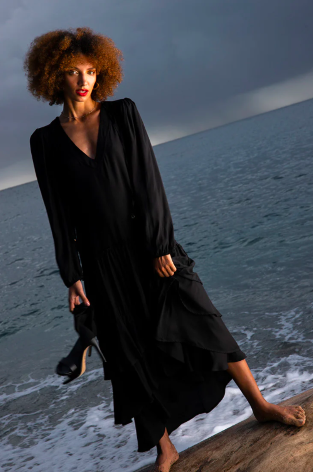 Foto 6 | Vestido Negro Largo Manga Larga Touche