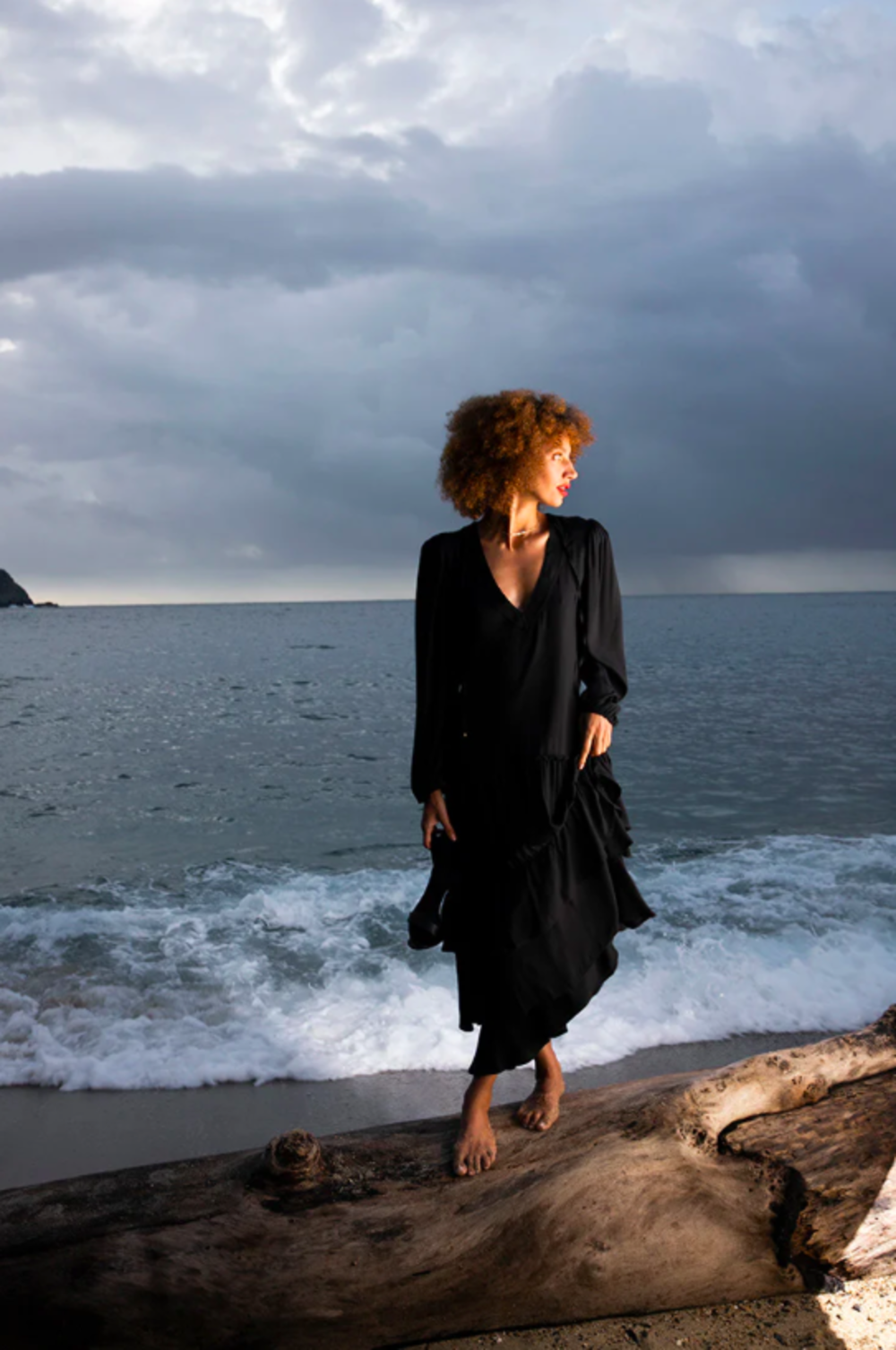 Foto 7 | Vestido Negro Largo Manga Larga Touche