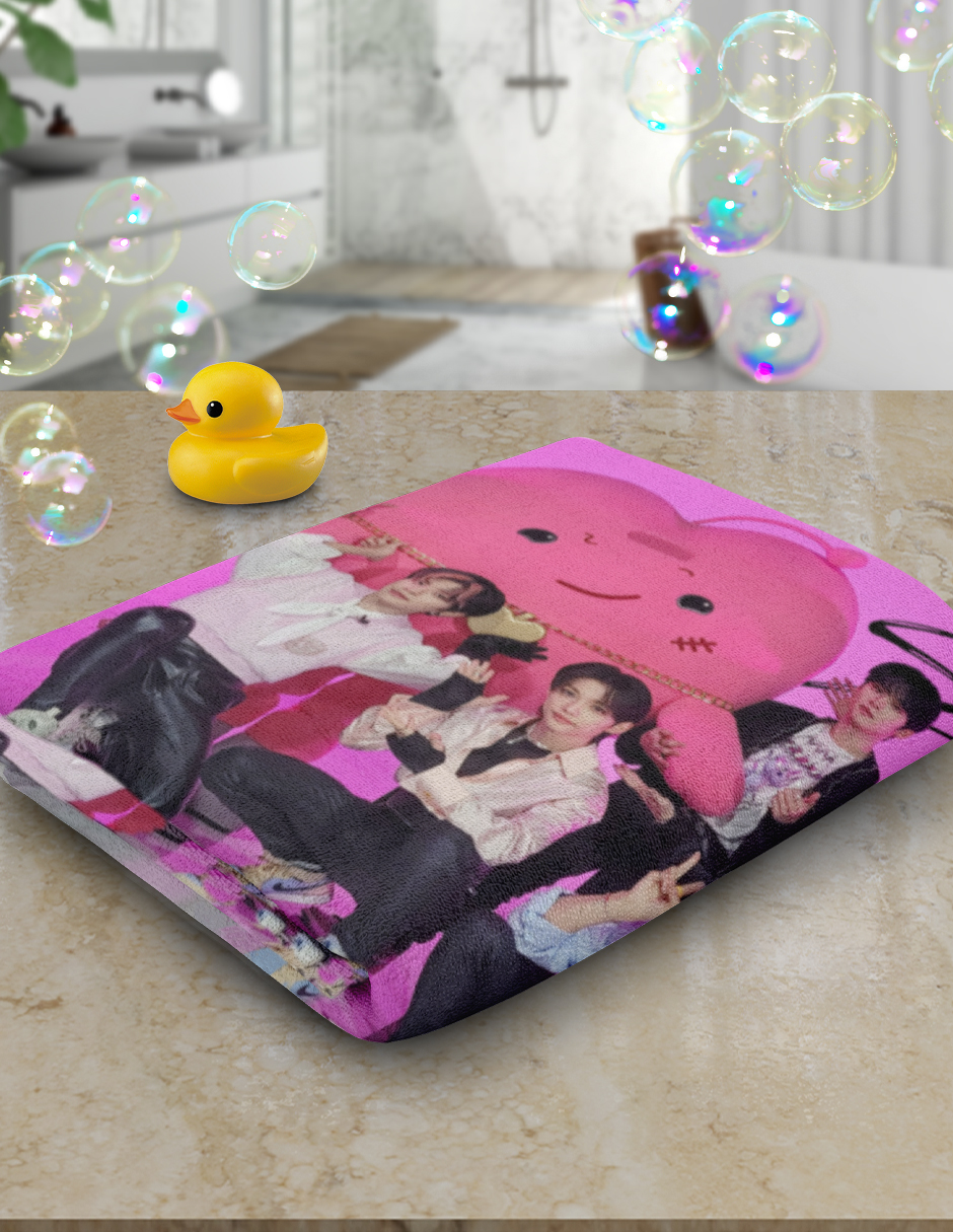 Foto 4 pulgar | Toalla de Baño NubiSuave Stay CASE 143 color Rosa Poliéster Stray Kids Microfibra Diseño Kpop Maxident