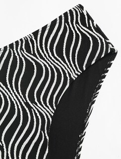 Foto 7 | Bikini Zaful Traje De Baño Tipo Bandeau Acanalado De Corte Alto Sin Tirantes Para Mujer - Venta Internacional.