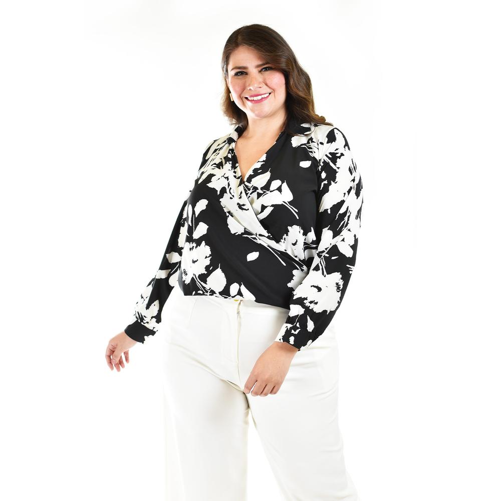 Foto 2 pulgar | Blusa Escote Cruzado Roman Fashion Negra Tallas Extras para Mujer