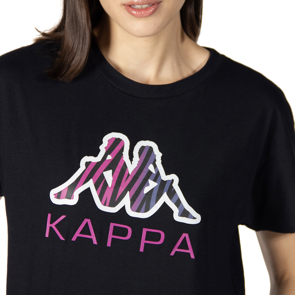 Foto 4 pulgar | Playera Kappa Edalyn Negro
