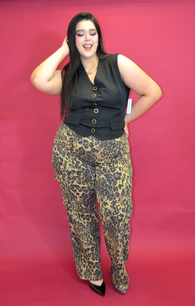 Foto 6 pulgar | Jeans Cargo María Ferré Estampado Para Mujer Tallas Extras