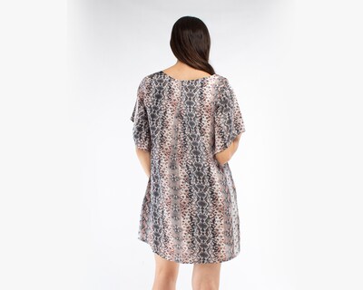 Foto 2 | Vestido Satinado Animal Print Amad