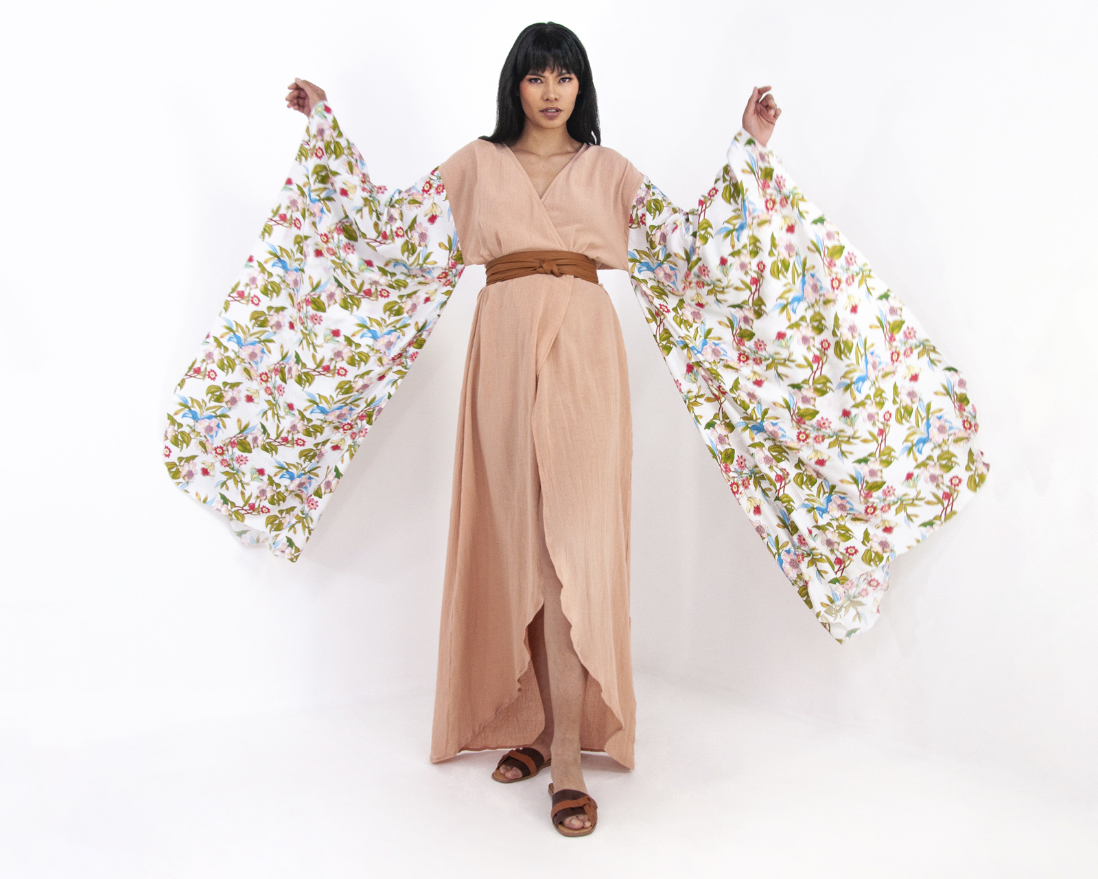 Foto 2 pulgar | Vestido A Ángelozano Beige para Mujer