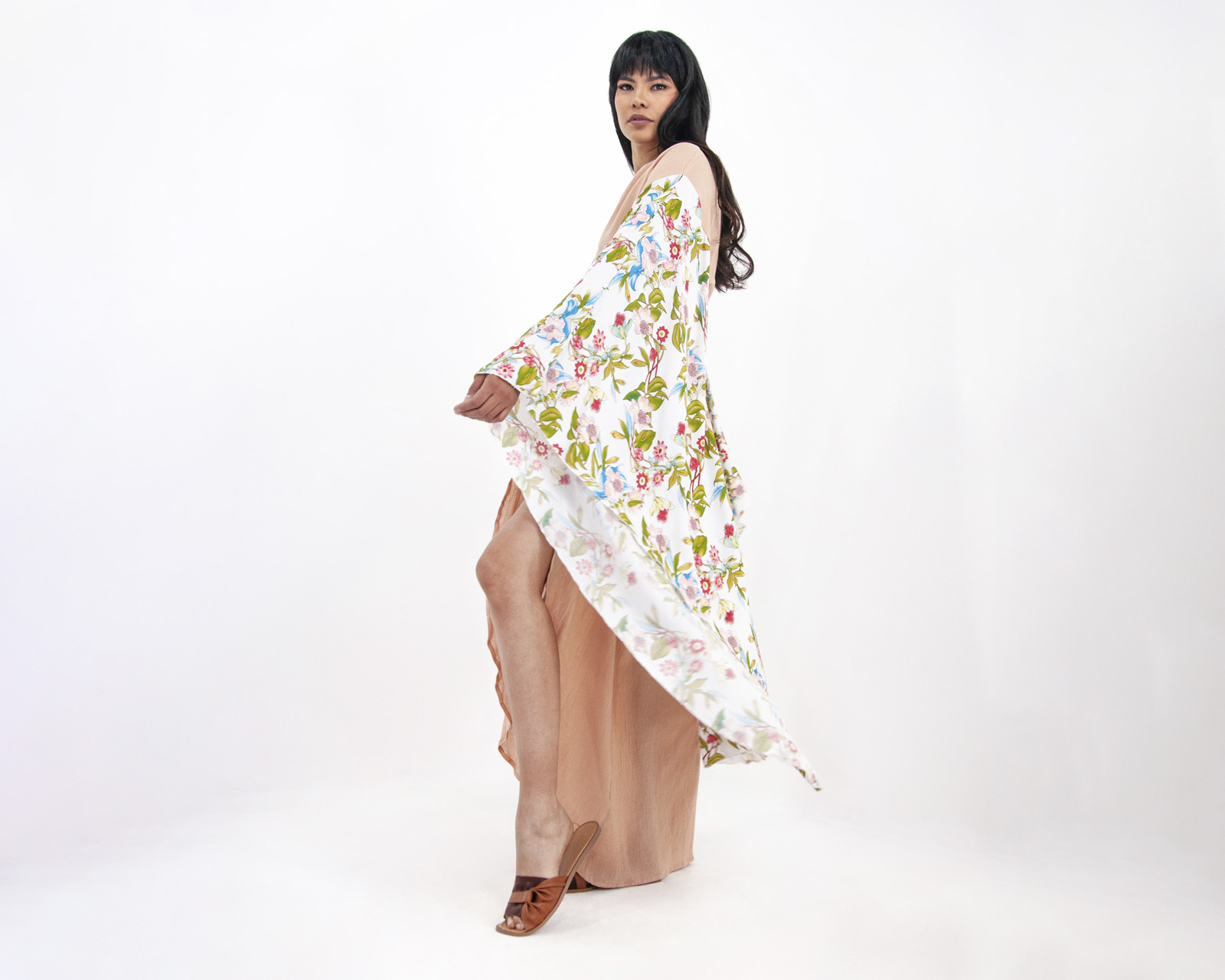 Foto 4 pulgar | Vestido A Ángelozano Beige para Mujer