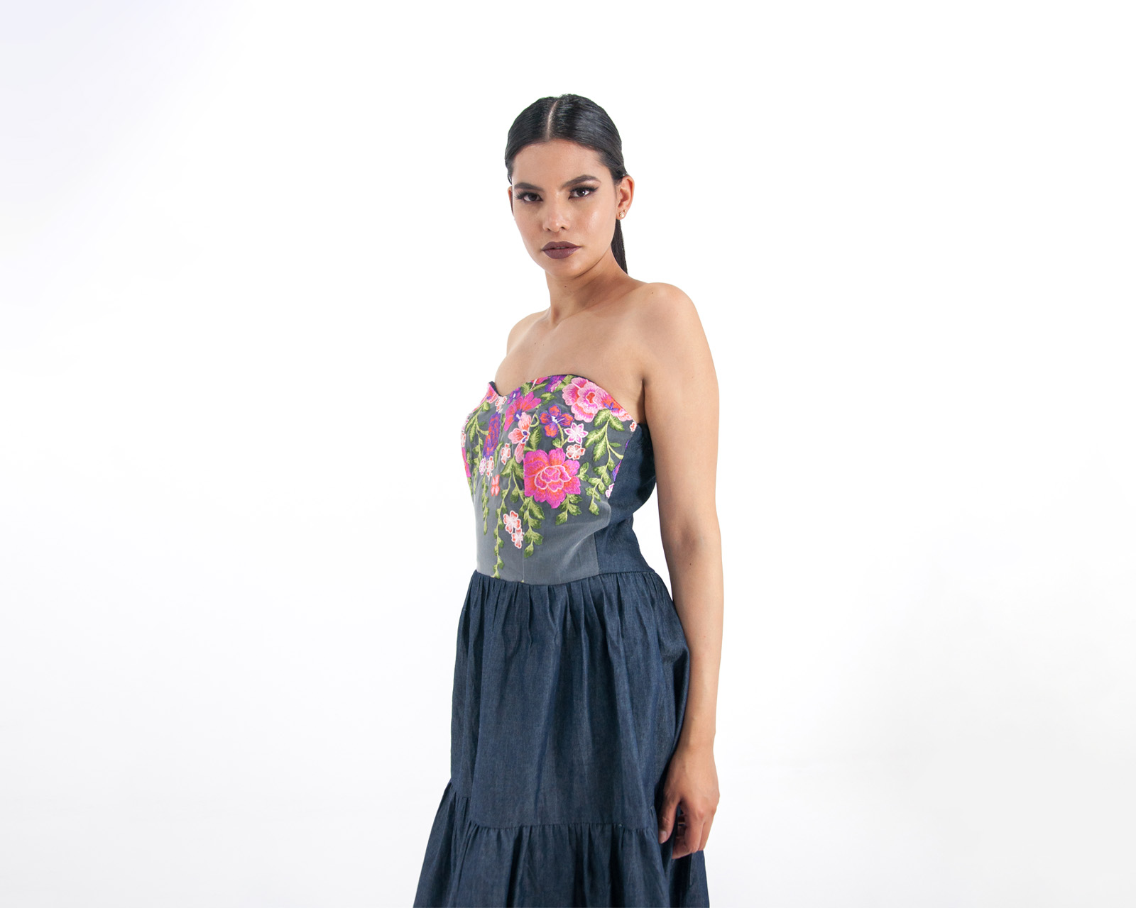 Foto 8 pulgar | Vestido A Ángelozano tipo Corseé Escote Corazón de Mezclilla