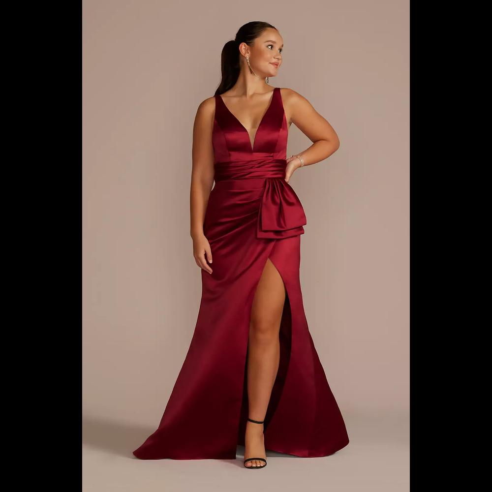 Foto 1 | Vestido Largo Escote V David's Bridal Rojo