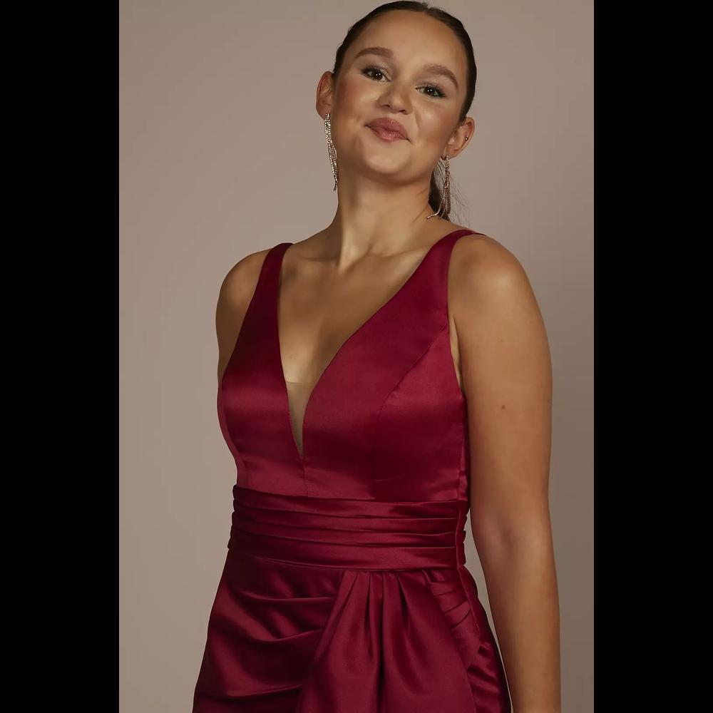 Foto 4 pulgar | Vestido Largo Escote V David's Bridal Rojo