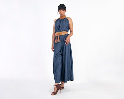 Foto 1 | Jumpsuit De Dama A Ángelozano De Mezclilla Azul, Con Cinto Camel, Al-w40