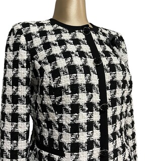 Foto 4 | Conjunto Saco/falda Con Broche Rosa Negra Mussi