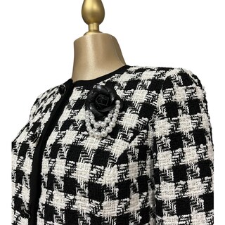 Foto 8 | Conjunto Saco/falda Con Broche Rosa Negra Mussi