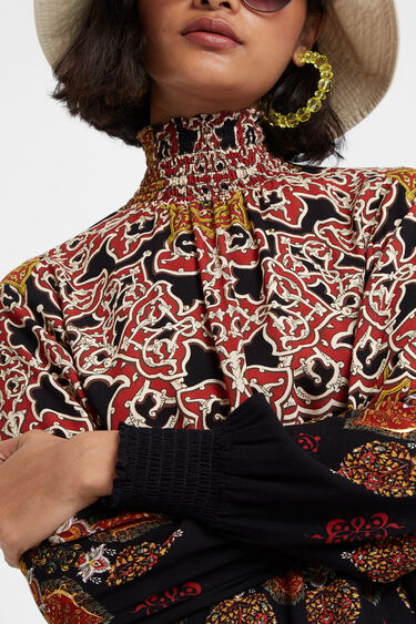 Foto 7 | Blusa Estampada Desigual Manga Larga color Negro