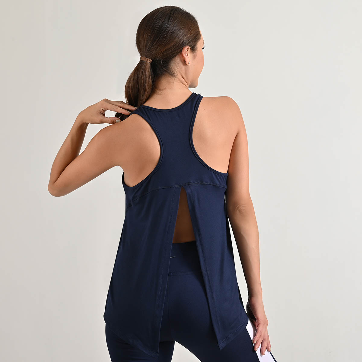 Foto 6 pulgar | Blusa Everlast color Azul para Mujer