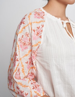 Foto 3 | Blusa Devendi Blanca Bordada