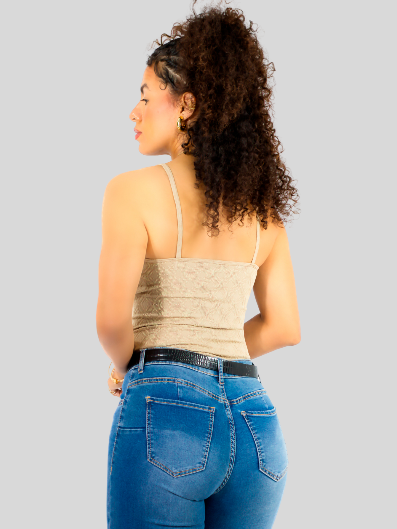 Foto 4 pulgar | Top Tank Blusa De Mujer Unitalla Canalé De Tirantes Estampado Liso Bl-1026 Café Claro Crop Básico Varios Colores