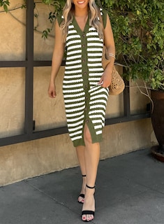 Foto 4 | Vestido Tipo Suéter Blencot Con Cuello En V A Rayas Verde Para Mujer - Venta Internacional.