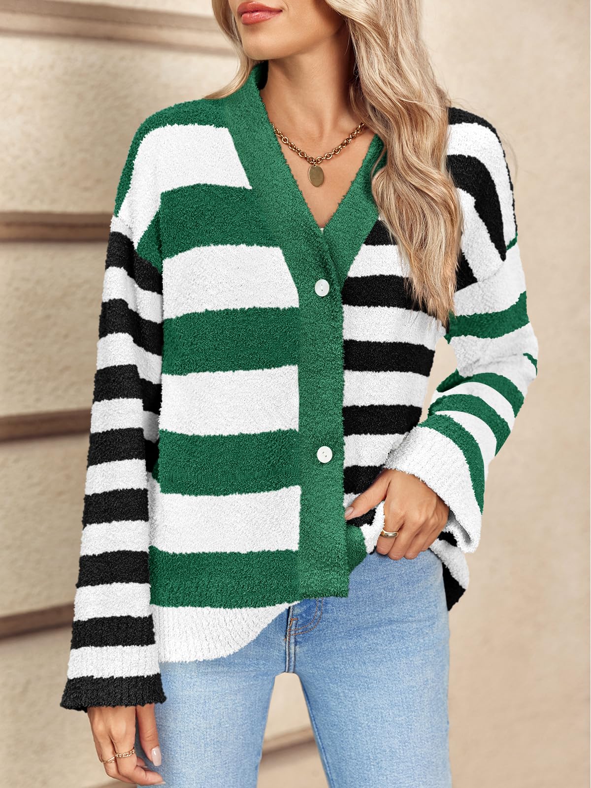 Foto 2 | Jersey Tipo Cárdigan Saodimallsu A Rayas Con Cuello En V Y Botones, Color Verde Oscuro - Venta Internacional.