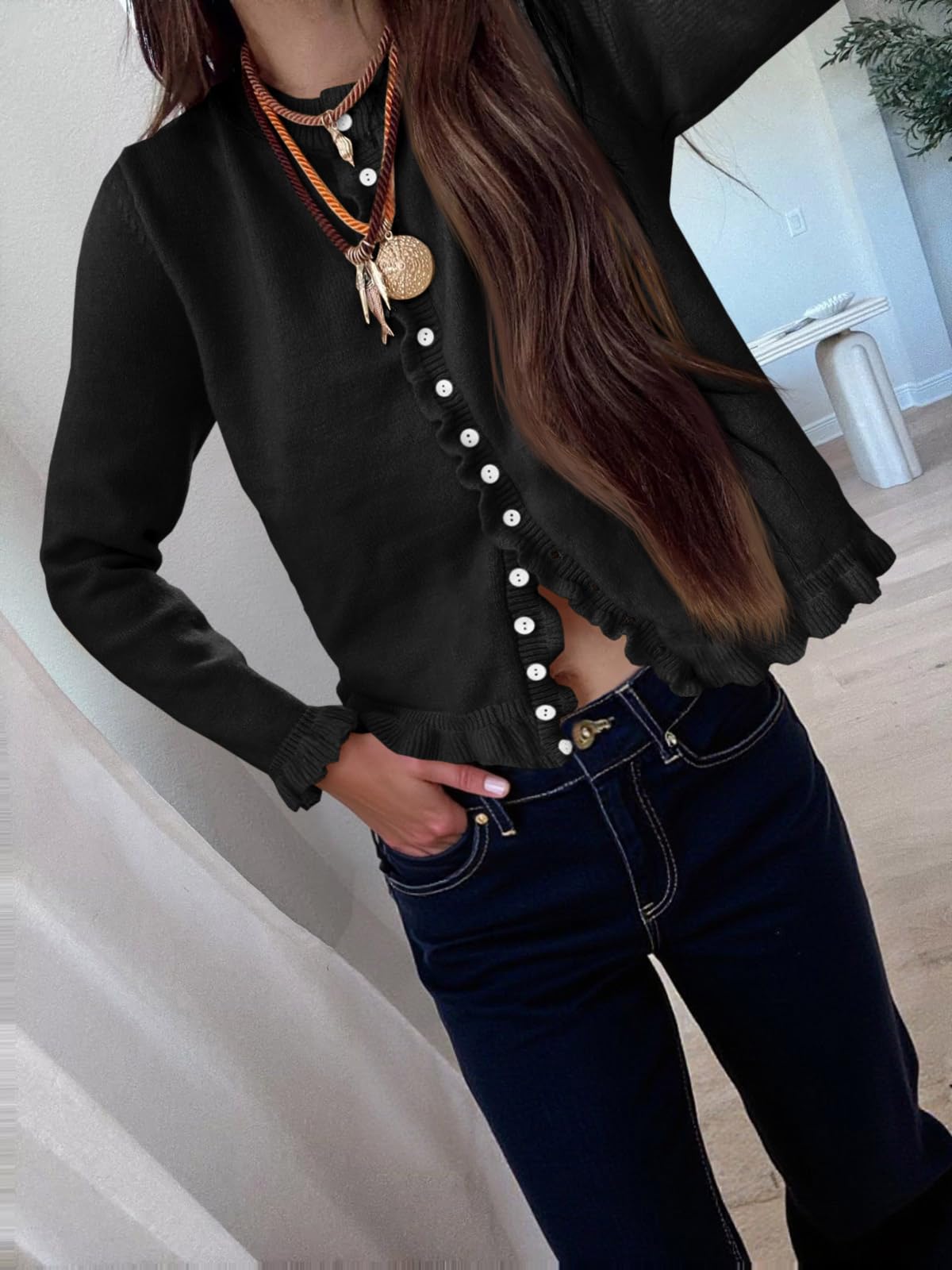Foto 2 | Jersey Tipo Cárdigan Saodimallsu Para Mujer Con Volantes Y Botones  Color Negro - Venta Internacional.