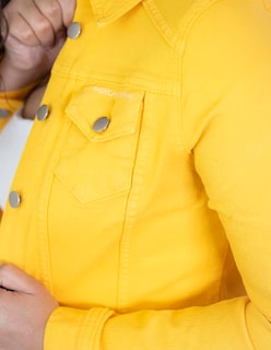 Foto 4 | Chamarra Indicum Denim color Amarillo para Mujer
