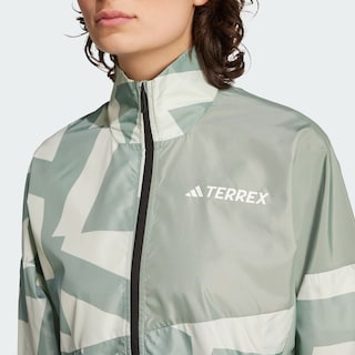 Foto 6 | W Mt P Wind J Adidas Verde para Mujer