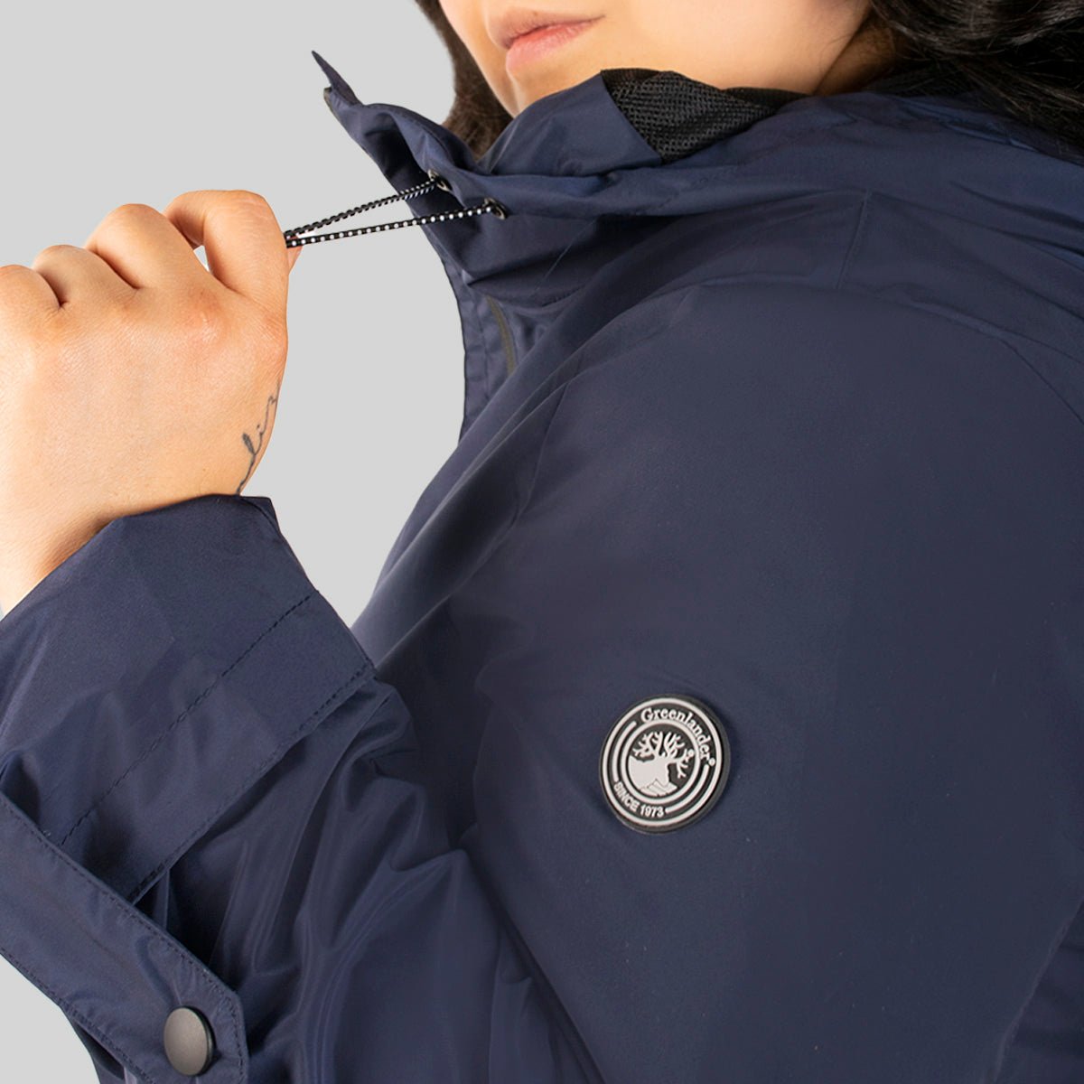 Foto 6 | Chamarra Greenlander Rompevientos Con Gorro Tallas Extra Para Mujer